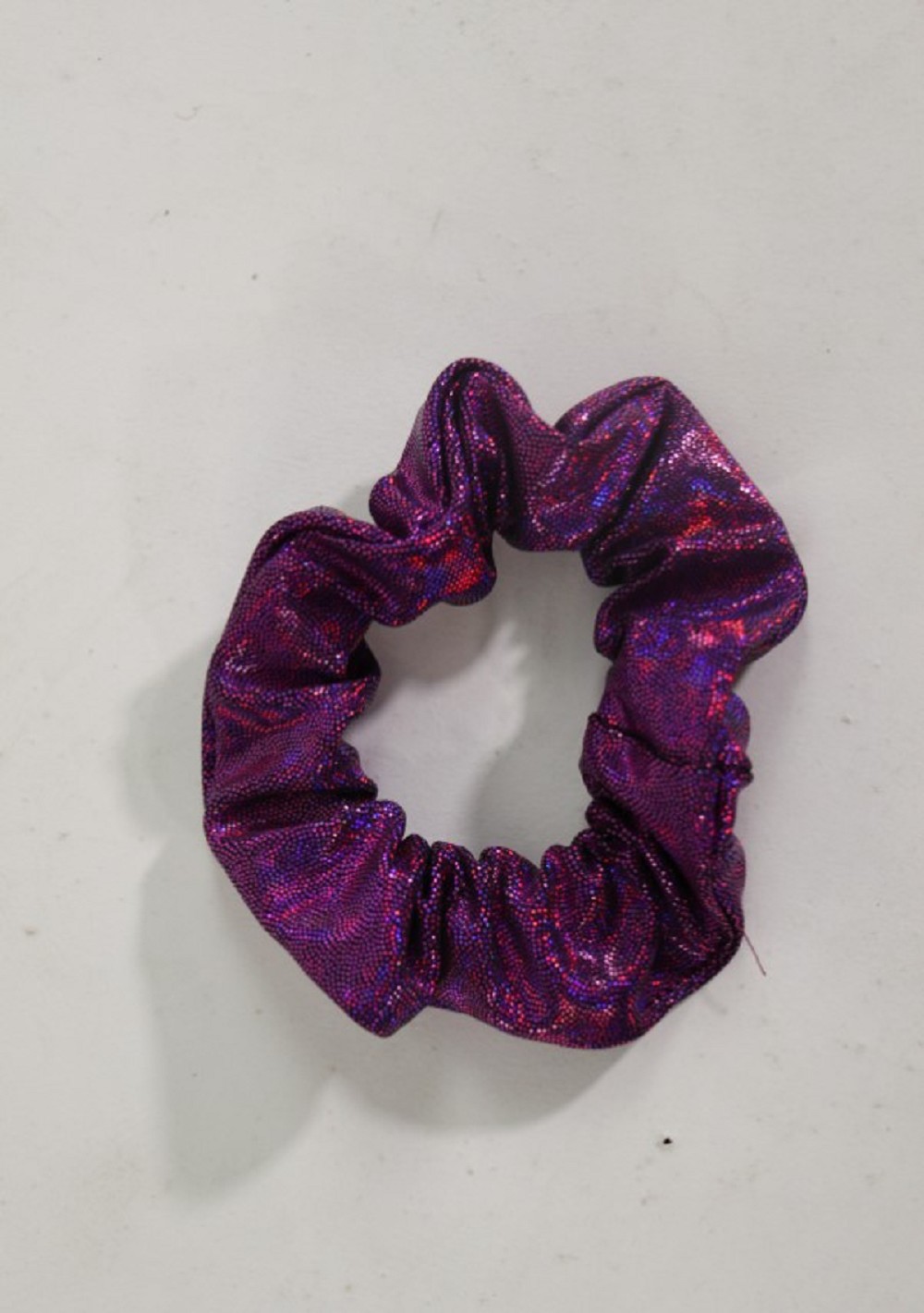 Haarwokkel wetlook metallic aubergine